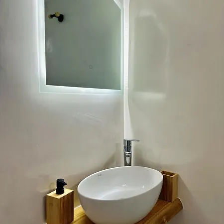 Errika's Sweet 3* Provatas